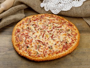 Пицца «Ассорти» 900г